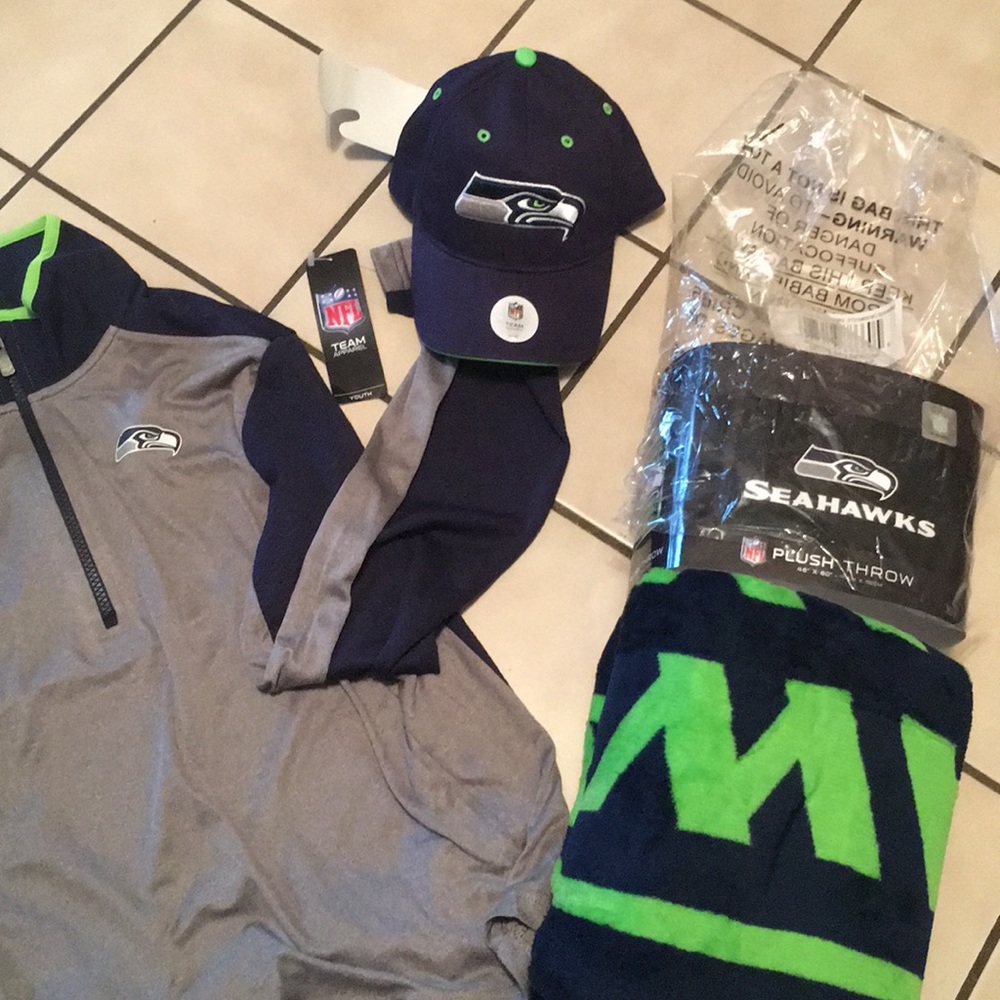 Seattle Seahawks youth fan bundle